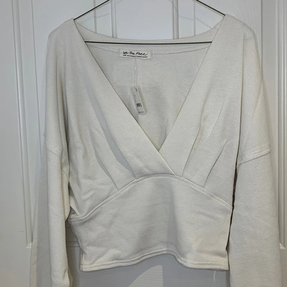 NWT We The Free Free People V-neck Sweater Ivory Large pullover - Picture 3 of 9